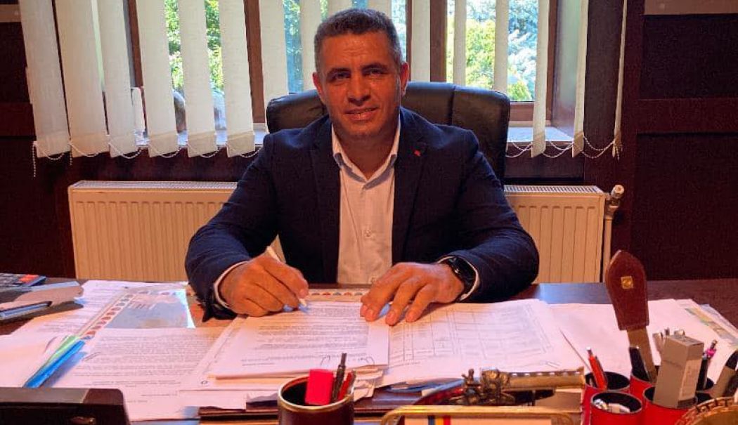 Primarul Vasile Delicoti: „Căminul Cultural din Poarta Albă va fi reabilitat” - vasile-delicoti-232-1716072560.jpg