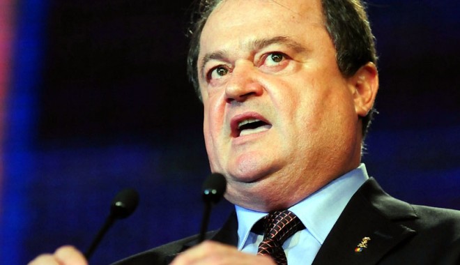 Vasile Blaga cere demisia de onoare a Guvernului USL - vasileblaga-1344003549.jpg