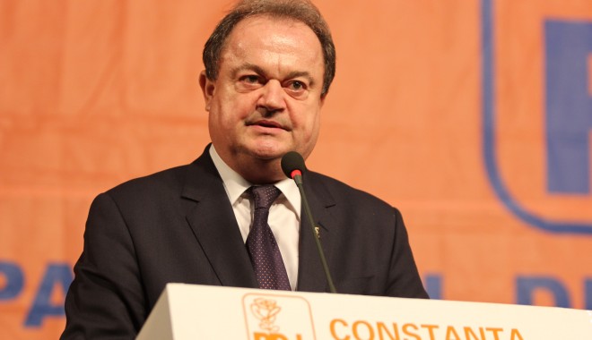 ALEGERI PDL/  VASILE BLAGA, UN NOU MANDAT LA ȘEFIA PDL - vasileblaga2-1364116902.jpg