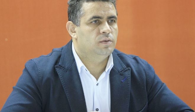 Primarul Vasile Delicoti ia măsuri împotriva hoților. Ce proiect pune în practică - vasiledelicoti6-1471963487.jpg