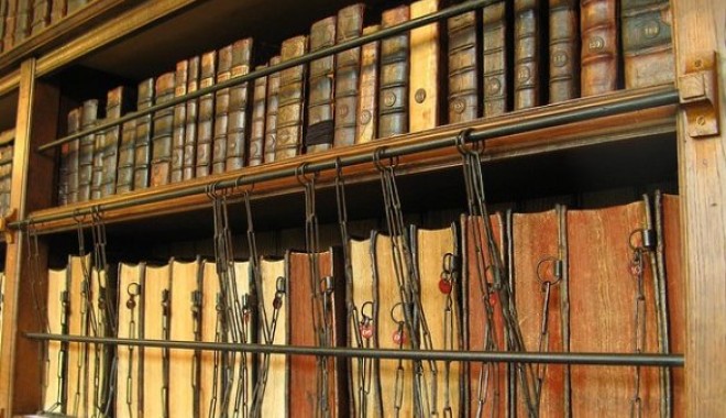 Vaticanul dezvăluie în premieră arhivele sale secrete - vaticanlibrary-1330608746.jpg