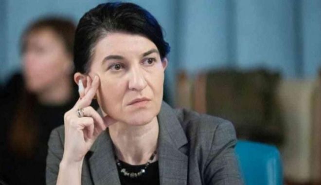 Violeta Alexandru: 'Vechimea în muncă ar putea fi cumpărată' - vechime-1596601595.jpg