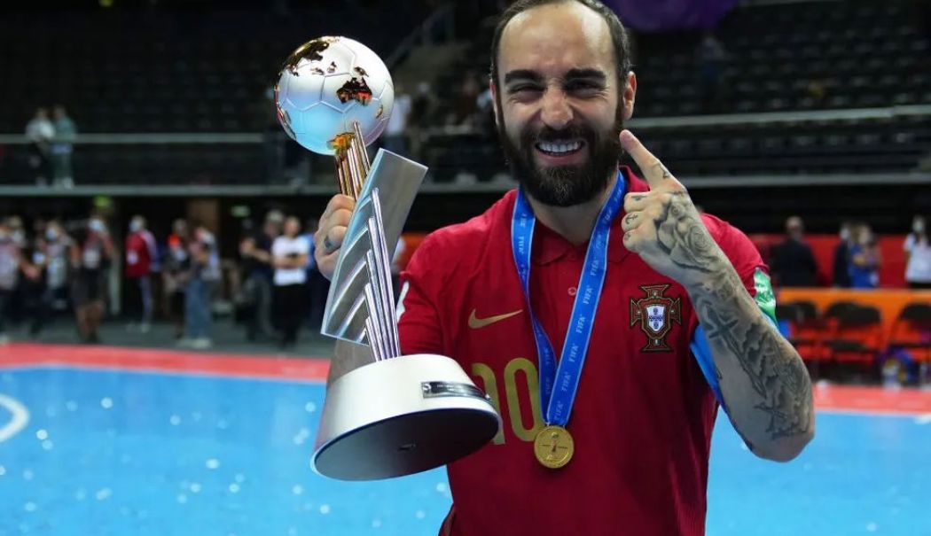 Ricardinho, cel mai bun jucător de futsal din lume, vine în România - vedete-cluj-1742308229.jpg