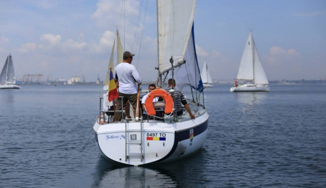 Plimbări pe Marea Neagră - velier-1501859192.jpg