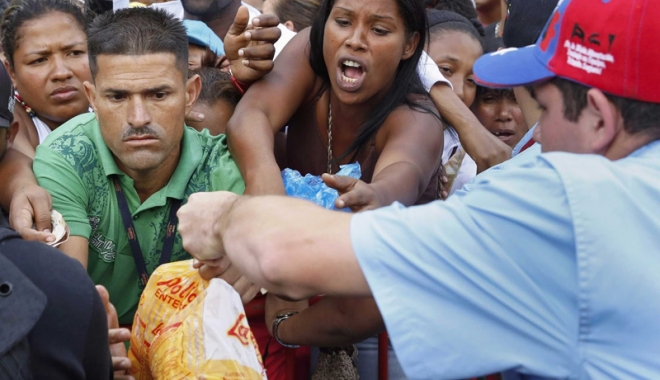 Criză de alimente și medicamente. Poporul, supus la măsuri dure - venezuelacrizaalimente-1468418663.jpg