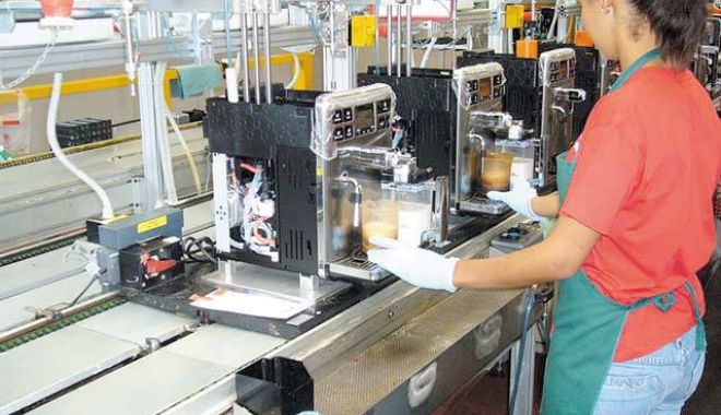 Veniturile industriei, în ușoară scădere - veniturileindustrieiinusoarascad-1615553862.jpg