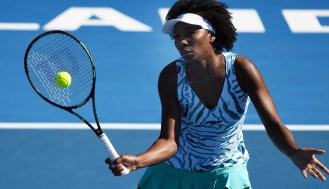 Tenis: Venus Williams a acces în sferturile de finală de la Doha - venuswilliamssursalivetennisguid-1424857600.jpg