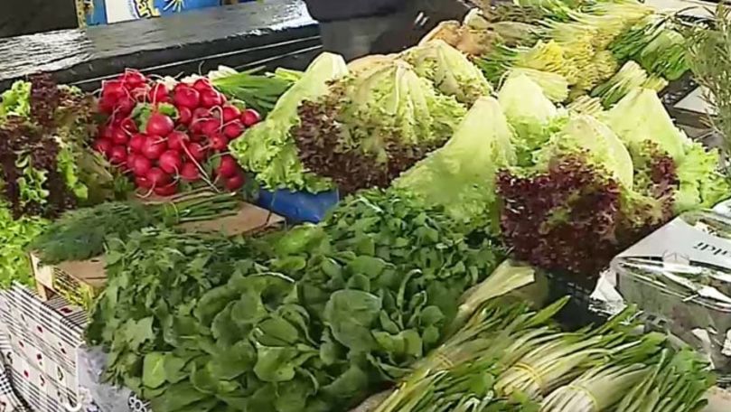 Verdețuri periculoase pe tarabele din piață. Reziduurile de pesticide depășesc cu mult limita admisă - verdeturi-pesticide-1712849973.jpg