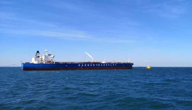 Midia Marine Terminal a finalizat cu succes lucrările la terminalul offshore - vessel-discharging-at-mmt-buoy-1693586407.jpg