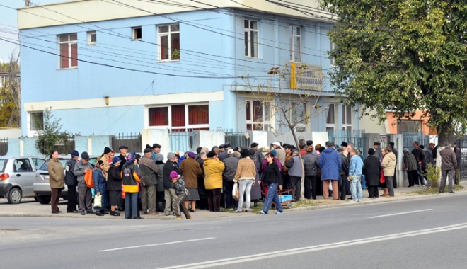 Veste bună pentru nevoiașii din Constanța! Primăria începe distribuirea tichetelor pentru alimente - vestibunepensionaridisparcoziler-1463920317.jpg