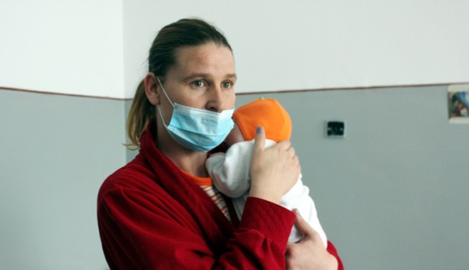 Vești bune pentru părinți! Vaccinurile anti-TBC, disponibile la Constanța - vestibunepentruparinti-1408640353.jpg