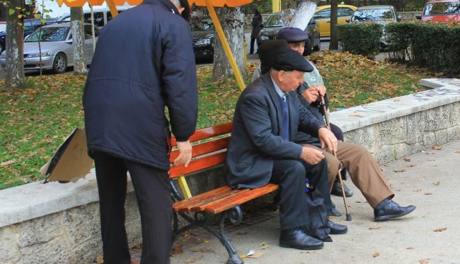 Vești proaste pentru vârstnici. Pensiile ajung mai târziu, luna aceasta - vestiproastepensii-1578258821.jpg