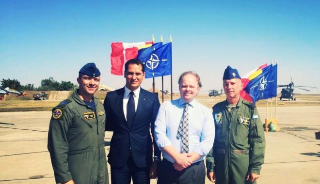 Viceprimarul Constanței, Costin Răsăuțeanu, prezent la ceremonia NATO - viceprimarulconstantei-1568412928.jpg