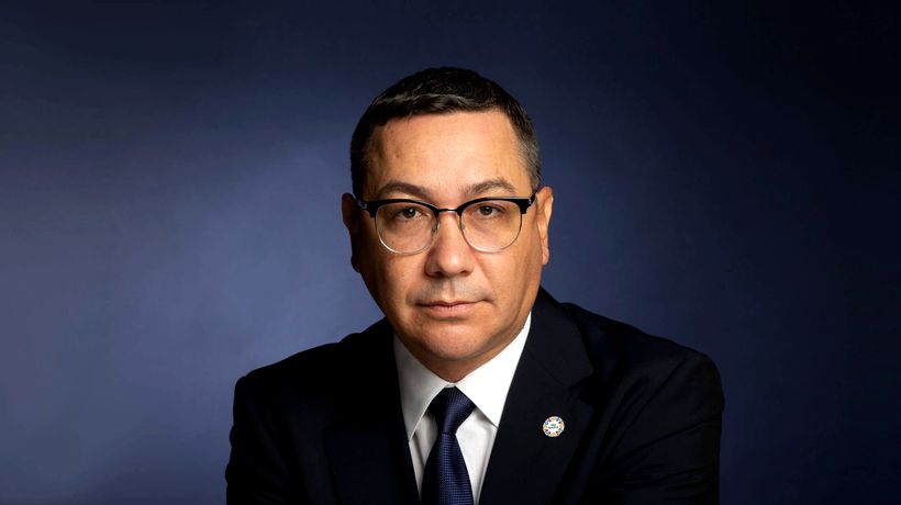 Victor Ponta este din nou ‘doctor’. ICCJ a anulat ordinul prin care i s-a retras titlul