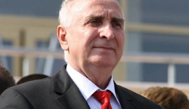 Un nou rector la Universitatea 