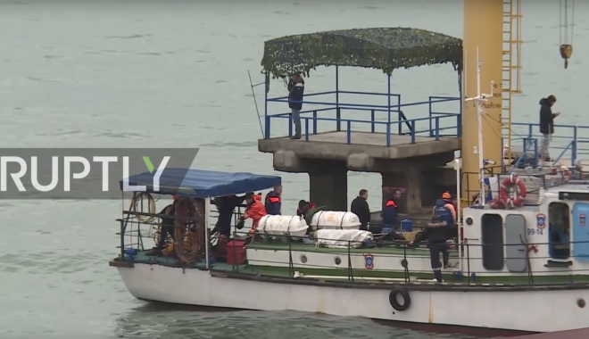 VIDEO / Primele IMAGINI de la locul tragediei aviatice din Marea Neagră - video-1482668272.jpg