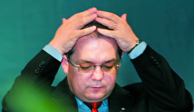Emil Boc și foști miniștri din cabinetul său, vizați de DNA într-un dosar de corupție - videoemilbocenational0-1461844589.jpg