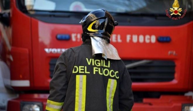 CAZ CUTREMURĂTOR ÎN ITALIA! Un lider al mafiei a încercat să ardă de vii șase români, printre care doi copii - vigilidelfuoco222-1521717929.jpg