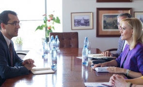 Autoritățile discută despre viitorul spitalelor regionale - viitorspitaleregional-1472375758.jpg