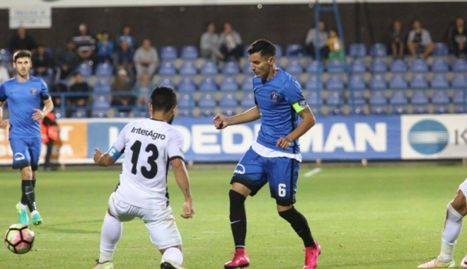 FC Viitorul pierde la Timișoara, dar rămâne  pe podium. Urmează confruntarea cu CFR Cluj - viitorul-1476810513.jpg