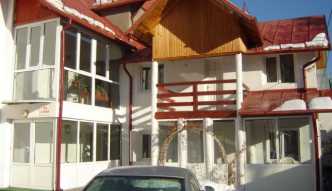 CÂȘTIGĂTORI Concurs MINI-SEJUR LA BUȘTENI - vilalauraexterior-1392372255.jpg