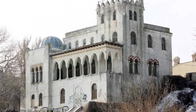 Luxul de odinioară al Constanței, în sărăcie și uitare / GALERIE FOTO - vilasutu19-1329320017.jpg