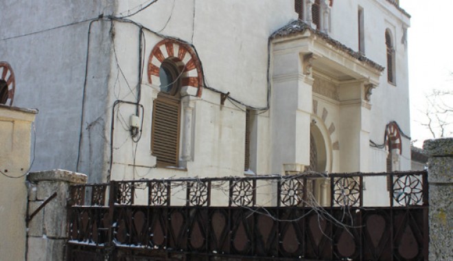 Luxul de odinioară al Constanței, în sărăcie și uitare / GALERIE FOTO - vilasutu2-1329320025.jpg