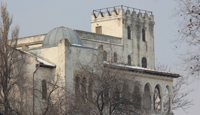 Luxul de odinioară al Constanței, în sărăcie și uitare / GALERIE FOTO - vilasutu7-1329319998.jpg