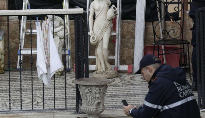 Vile ale mafiei,  confiscate de poliția din Italia - vilealemafieiitaliene-1542809194.jpg