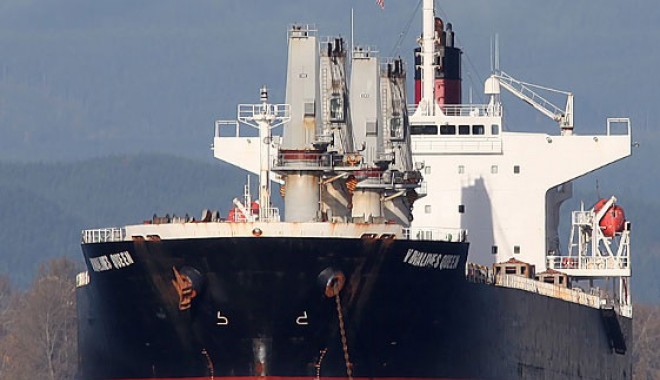 O navă cu 54.000 tone de minereu de nichel a dispărut în Pacific - vinalinesqueen-1325065151.jpg