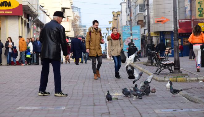 Vine frigul la Constanța. Nori și ploi, în următoarele zile - vinefrigul-1572298313.jpg