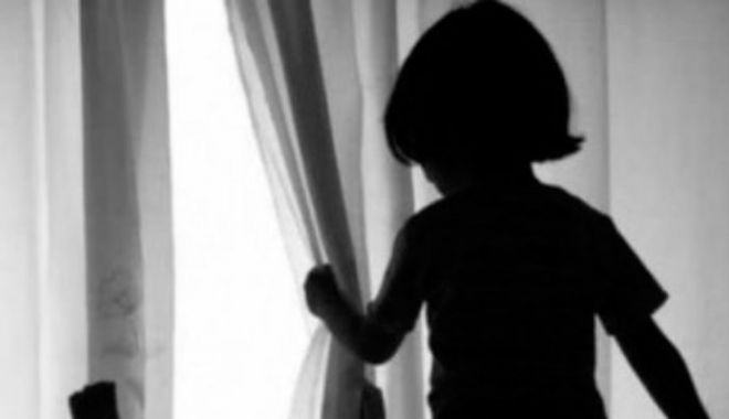 Caz fără precedent: O fetiță de 3 ani, victima unui viol, a depus mărturie în instanță - viol-1568214329.jpg