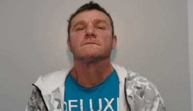 Violator român condamnat pe viață în Marea Britanie, mort în închisoare - violator-1568546130.jpg