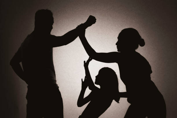 Bărbat condamnat pentru violență în familie, prins și dus direct la închisoare - violenta-in-familie-1771671248.webp
