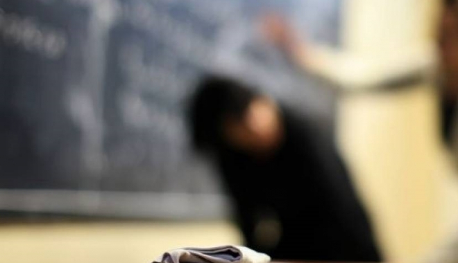 Profesor amenințat cu bătaia, chiar de elevul său - violentainscolicopilsnopitinbata-1479296065.jpg