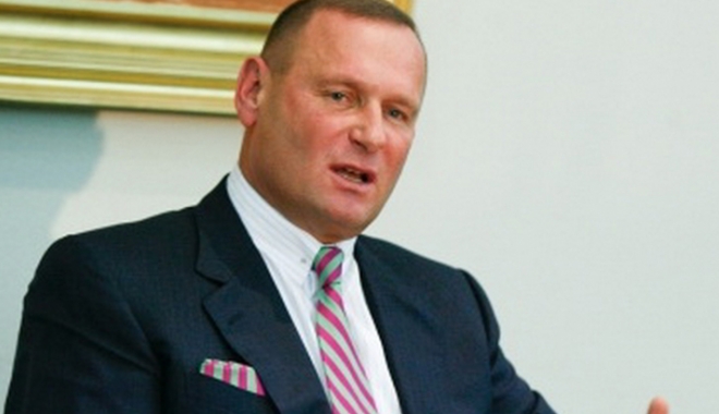 Viorel Cataramă, în cursa pentru șefia PNL. Ce proiecte are - viorelcatarama2-1495039586.jpg