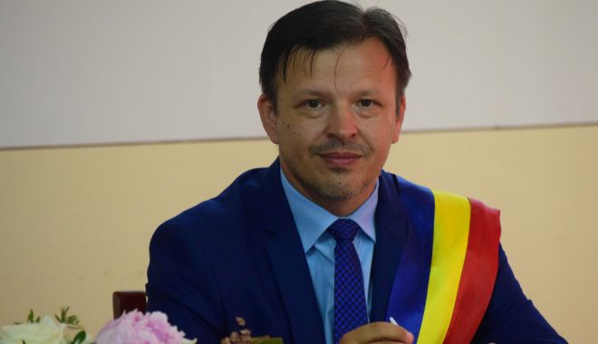 Primarul Viorel Ionescu, de la Hârșova: 