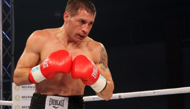 Box: Viorel Simion și-a păstrat centura IBF Inter-Continental - viorelsimion-1476511840.jpg