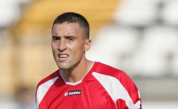 Fotbal / Viorel Tănase ar putea fi noul antrenor al FC Farul - vioreltanase-1325766166.jpg