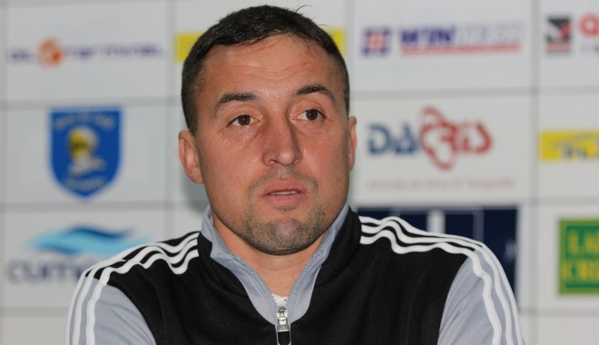 FC Farul / Vezi ce a declarat antrenorul Viorel Tănase la finalul jocului amical cu Steaua - vioreltanase14-1330531708.jpg