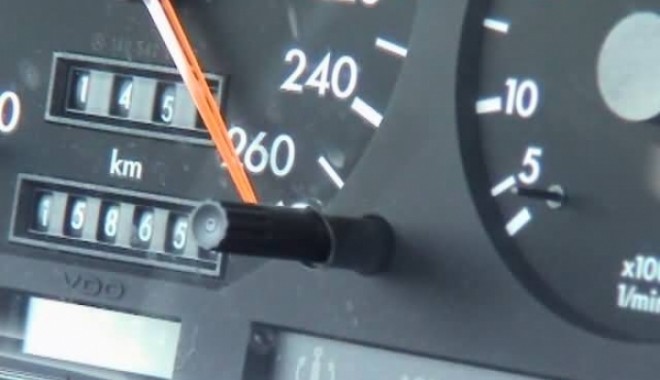 Șofer prins cu 166 km/oră, în municipiul Constanța - viteza-1384424446.jpg