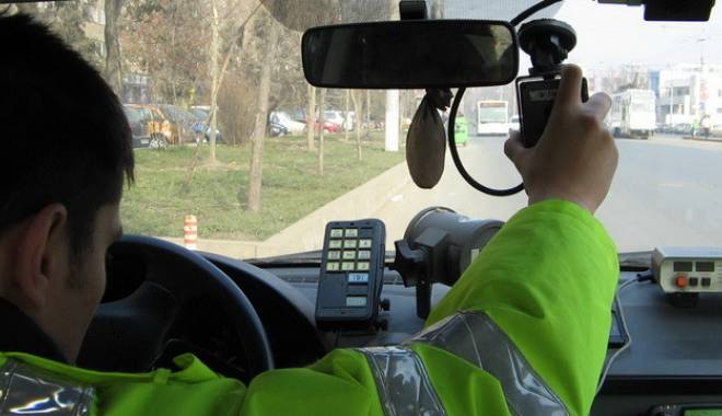 Vitezoman prins de radar pe Autostradă - vitezoman-1417279235.jpg