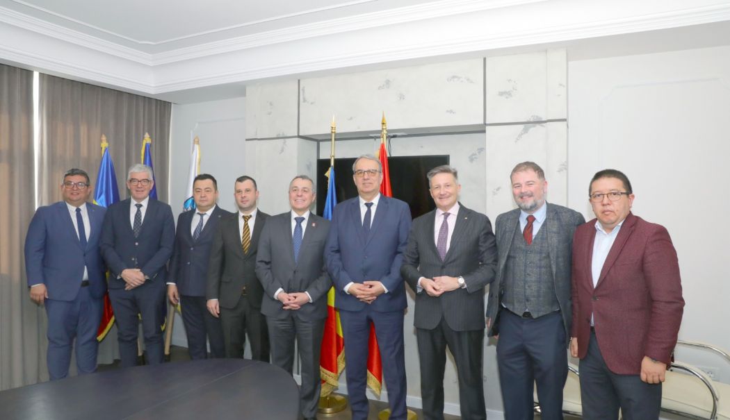 O delegație a Confederației Elvețiene a venit în vizită la Constanța pentru a sărbători limba romanșa