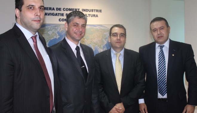 Reprezentanți ai administrației locale Novi Sad, din Serbia, în vizită la CCINA Constanța - vizitaccina-1365593489.jpg