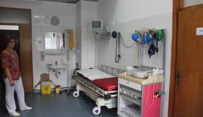 Vizită ministerială la spitalul din Cernavodă - vizitacernavoda2-1444116164.jpg