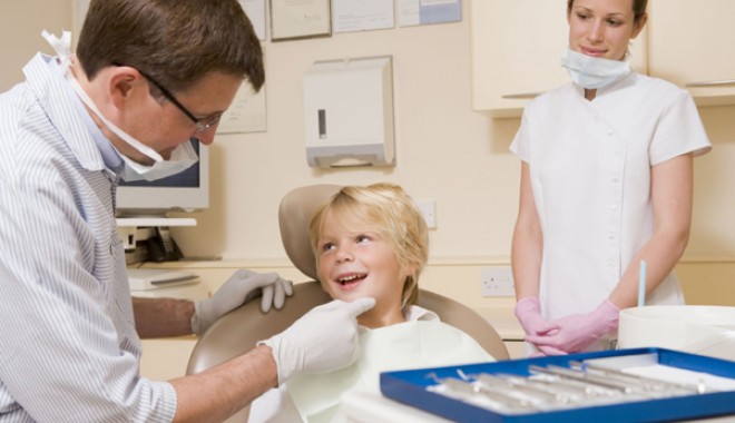 Vizita la dentist,  