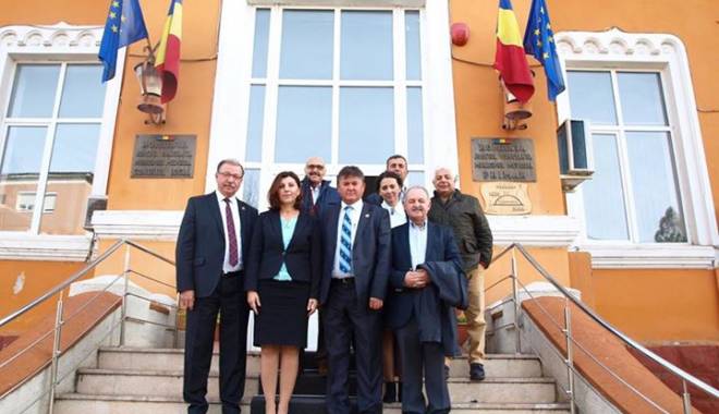 Delegație din Turcia, în vizită la Medgidia - vizitamedgidia-1447155691.jpg
