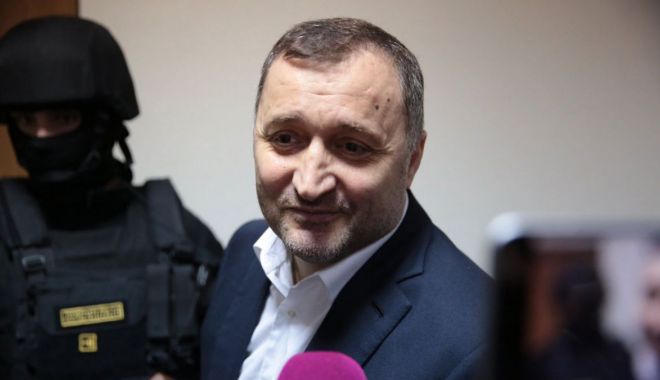 Fostul premier moldovean Vlad Filat a fost eliberat din închisoare - vlad-1575390622.jpg