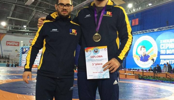 Luptătorul Vlad Caraș, pe podium la Turneul Internațional 