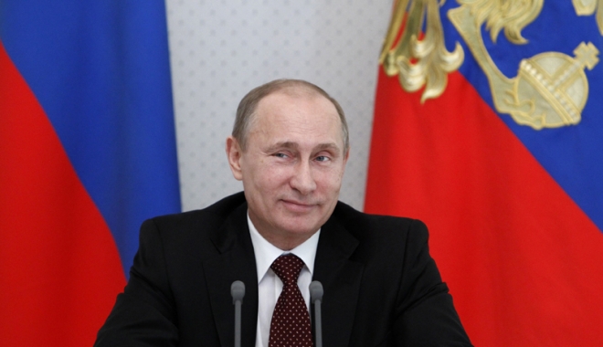Vladimir Putin  a promulgat legea care desemnează entități media  ca agenți străini - vladimir-1511703063.jpg